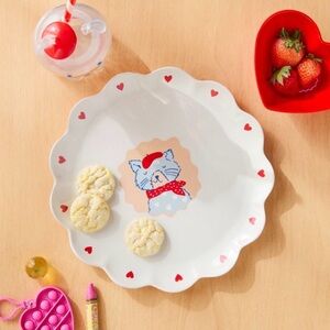 Pillowfort 10.5” Scallop Valentine Cat Dinner Plate – Beret Design – New
